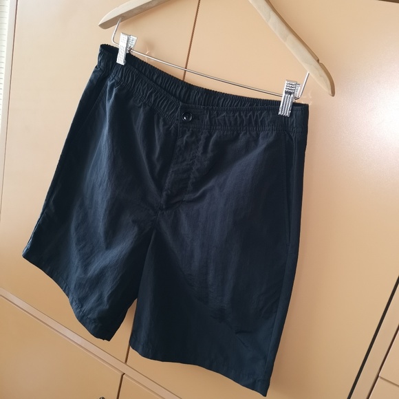 GAP - 7” Easy Shorts (S) - Picture 3 of 10